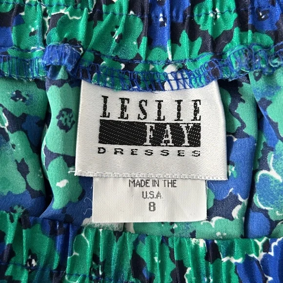 Vintage Leslie Fay Green and Blue Floral Midi Skirt Elasticized Waist Size 8 - Picture 3 of 10
